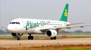 самолет авиакомпании Spring Airlines