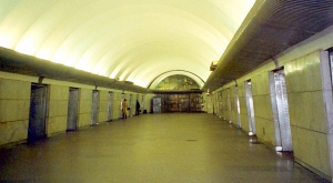 станция метро закрытого типа в Санкт-Петербурге