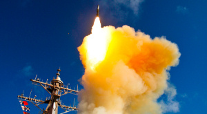 запуск ракеты-перехватчика Standard Missile-3