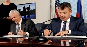 Роберт Гейтс и Анатолий Сердюков