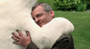 кадр из рекламы TBWA\Chiat\Day для Nissan