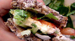 Британские ученые придумали рецепт бутерброда от похмелья