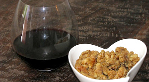 Орехи и вино улучшают память и поднимают настроение