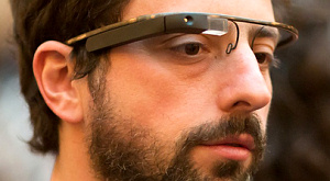 основатель Google Сергей Брин испытывает прототип «умных» очков