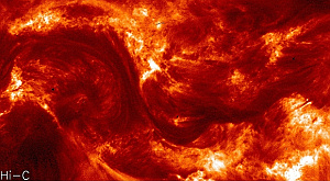 изображение солнечной короны, полученное телескопом Hi-C