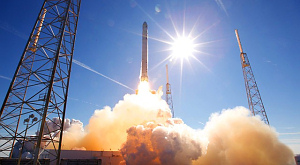старт ракеты-носителя Falcon 9 