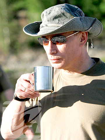 Торс Владимира Путина покорил мир