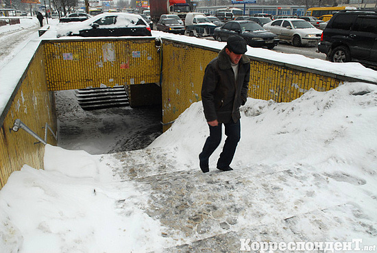 Киев парализован снегопадом (20 фото)