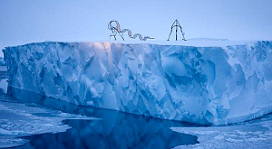 скульптурная композиция Апа Верхеггена на айсберге