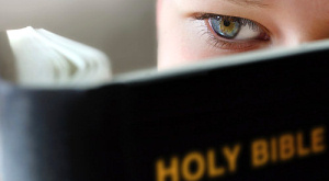Образование повышает склонность к посещению церкви