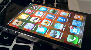 iPhone 4S