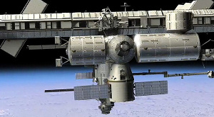 Dragon, пристыкованный к МКС
