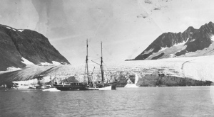 Гренландия на архивных фотографиях