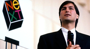 Стив Джобс в ходе презентации компьютера NeXT в 1988 году