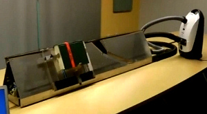 гибрид сканера и пылесоса, придуманный Дэни Кумсийе