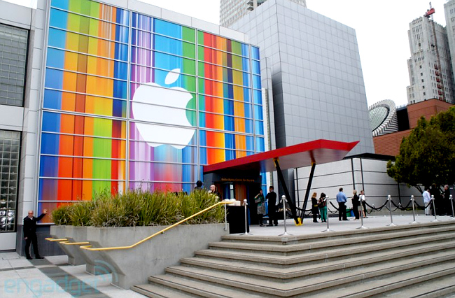 Премьера Apple iPhone 5 и новых iPod